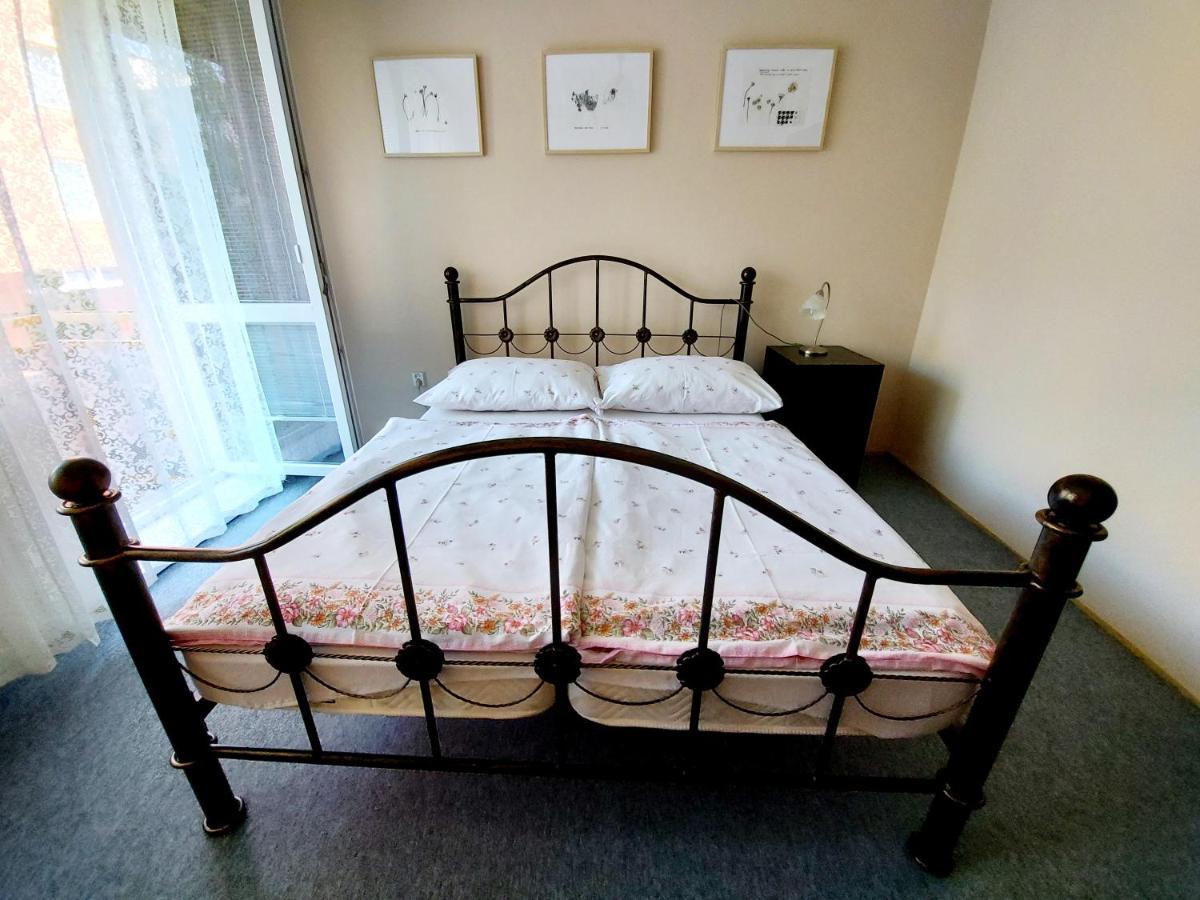 Apartman Eva - Plne Vybaveny Byt - Tyn Nad Vltavou Luaran gambar