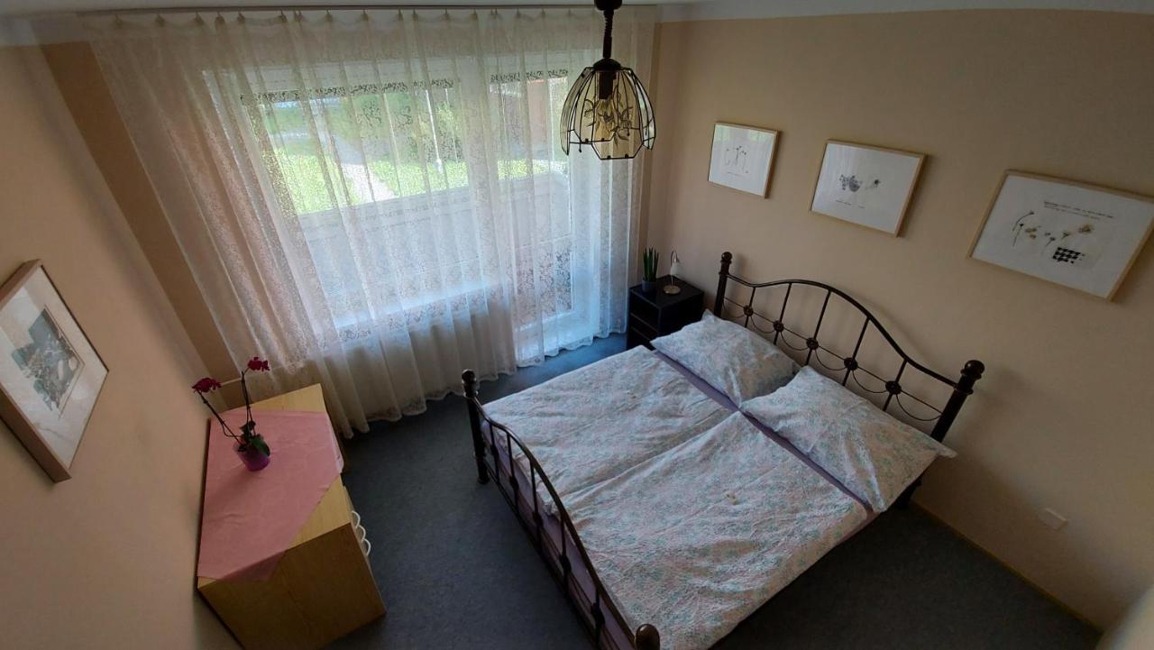 Apartman Eva - Plne Vybaveny Byt - Tyn Nad Vltavou Luaran gambar